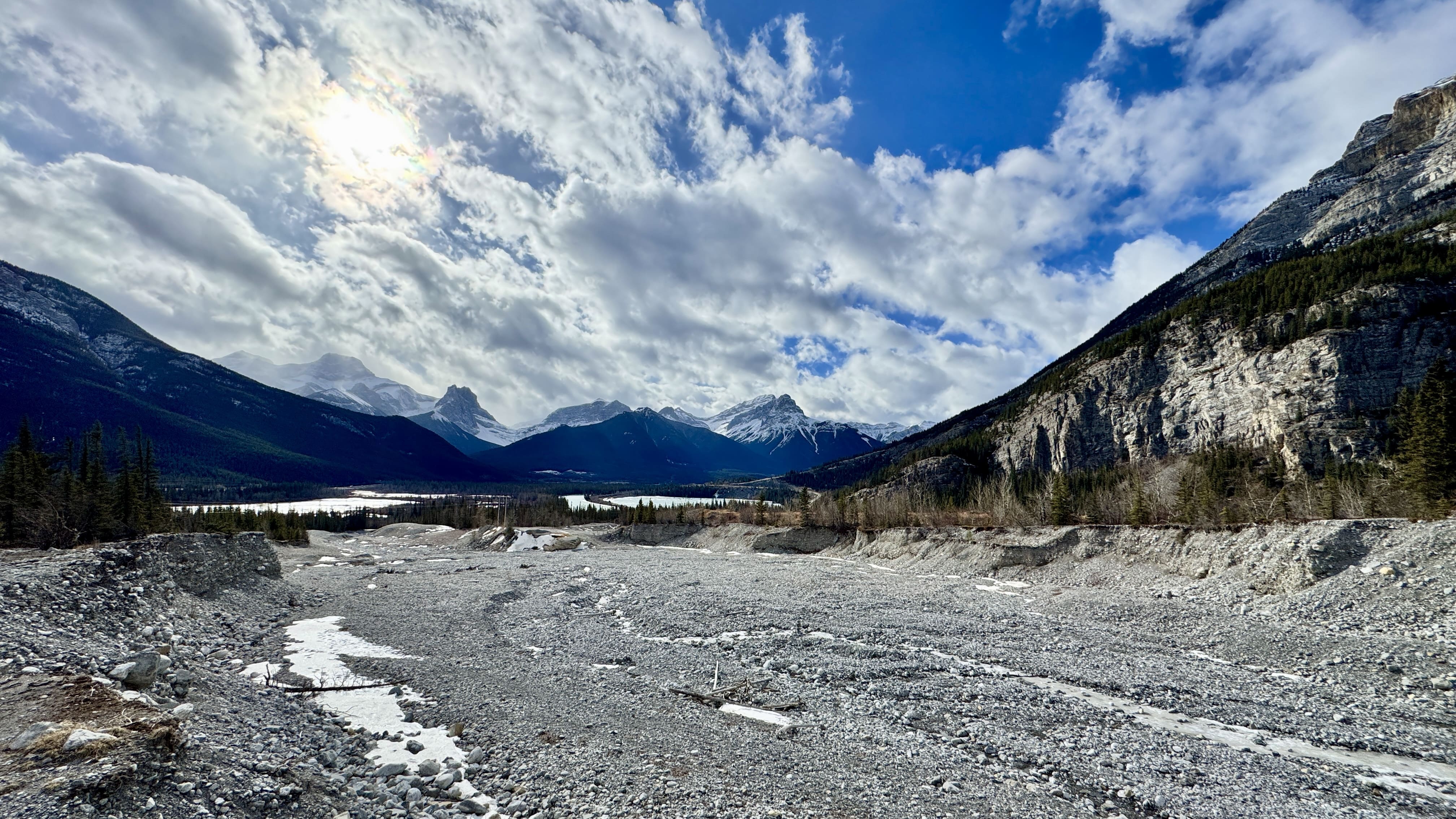 2-Day Itinerary of Best Winter Hikes in Kananaskis Country