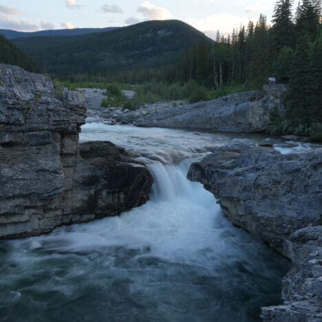 Fullerton Loop Hiking Trail: All Seasons Hike in Kananaskis Country